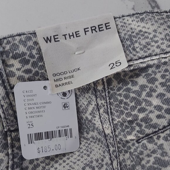 We The Free Good Luck Snake Print Barrel Jeans - Size 25 NWT - Picture 8 of 11
